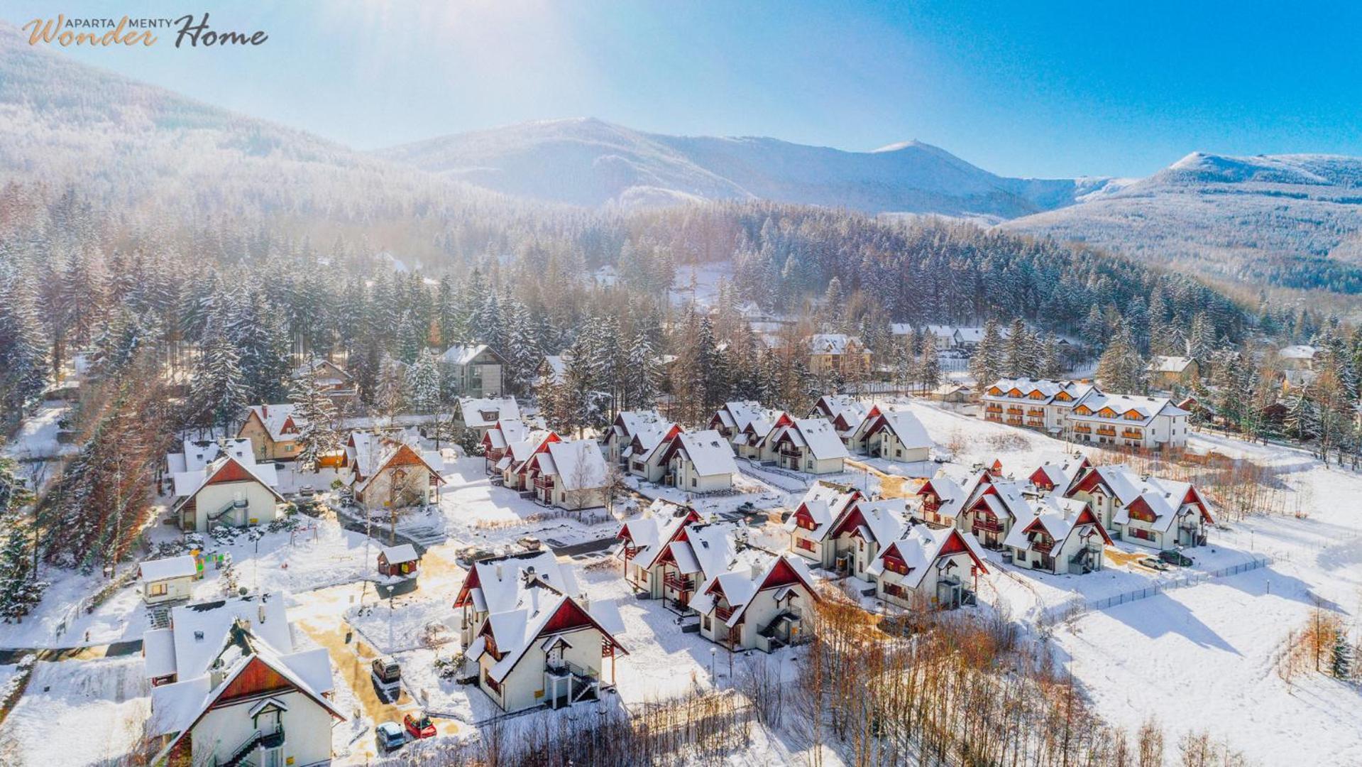 Wonder Home - Domki Gorskie Na Osiedlu Dozorowanym, Z Kominkami I Placem Zabaw Karpacz Luaran gambar
